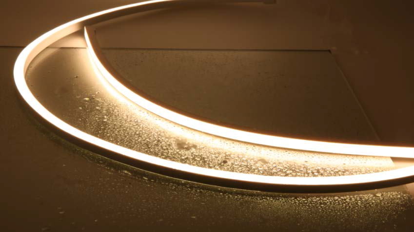 neonflex-CLL-C-FR-F23-VB-Bild